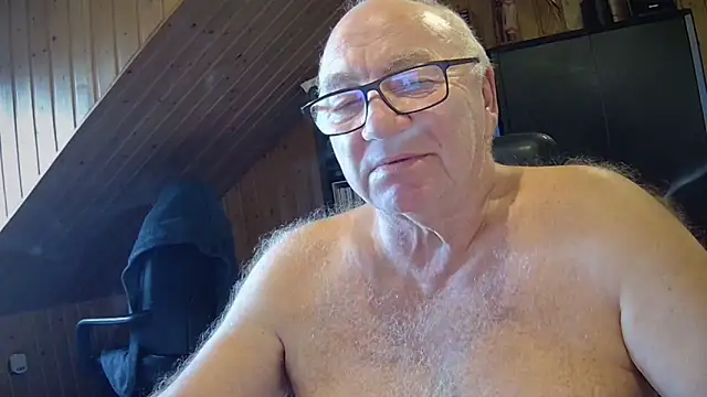 Snapshot of biggandybig chatting on 20, 12, 2025 biggandybig online show from 20, 12, 2025