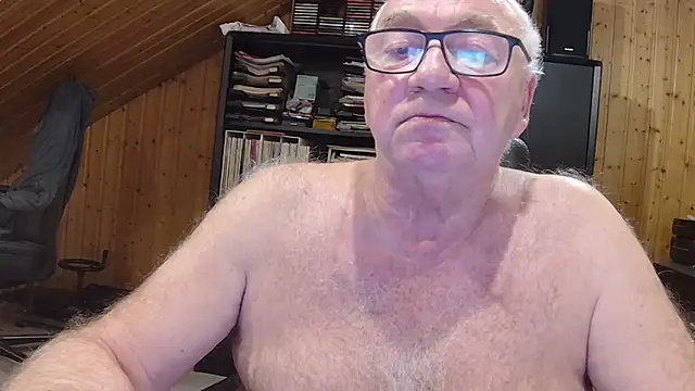 Snapshot of biggandybig chatting on 5, 3, 2026 biggandybig online show from 5, 3, 2026