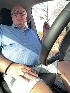 Snapshot of biggandybig chatting on 10, 3, 2026 biggandybig online show from 10, 3, 2026