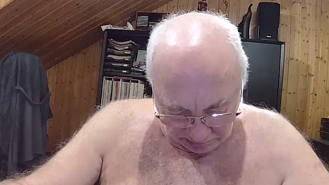 Snapshot of biggandybig chatting on 14, 3, 2026 biggandybig online show from 14, 3, 2026