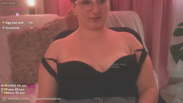 Ximenna Cruz online show from 12, 3, 2025