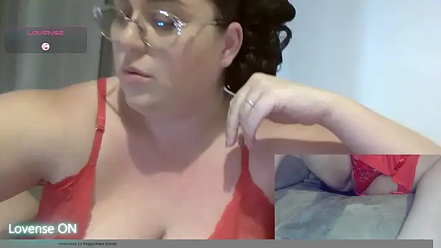 Snapshot of -SugarSass chatting on 28, 10, 2025 -SugarSass online show from 28, 10, 2025