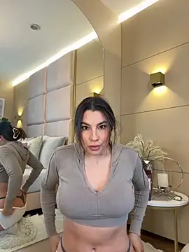 Snapshot of SaharaRush_ chatting on 18, 9, 2025 SaharaRush online show from 18, 9, 2025