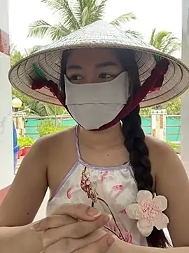 BabyThree  online show from 22, 2, 2025