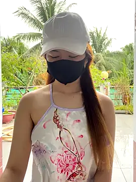 BabyThree  online show from 14, 9, 2025