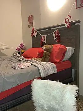 ladycreamypr2 online show from 2, 3, 2026