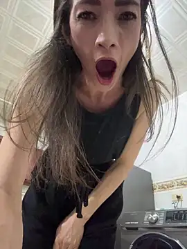 Snapshot of Yulia_sx chatting on 5, 3, 2025 Yulia sx online show from 5, 3, 2025