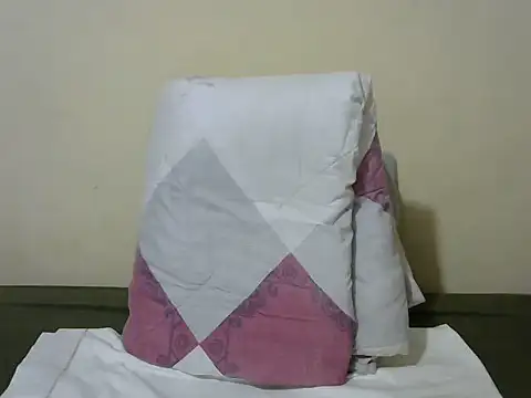 wetberrry online show from 14, 10, 2025