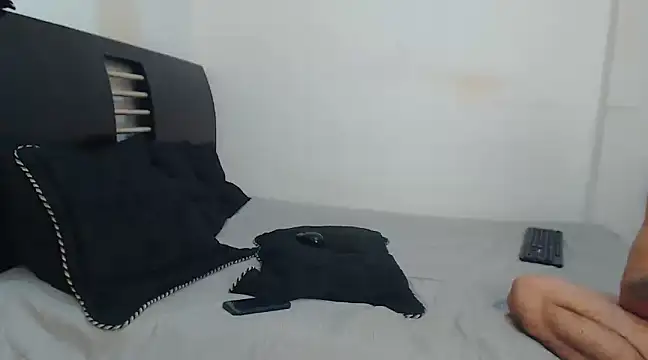 Hot Sharks  online show from 21, 2, 2025