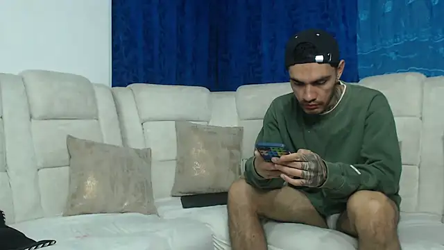 Hot Sharks  online show from 3, 2, 2026