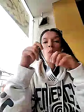 rebekka simpson online show from 1, 2, 2025