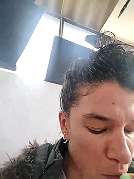 rebekka simpson online show from 5, 3, 2025