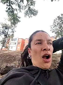 rebekka simpson online show from 6, 10, 2025