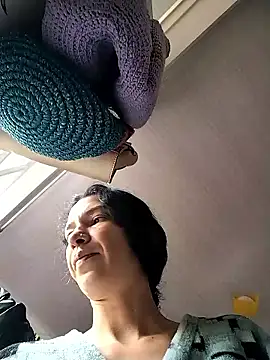 rebekka simpson online show from 10, 1, 2026