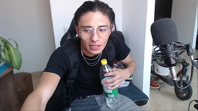 jay dimarco2 online show from 8, 2, 2026