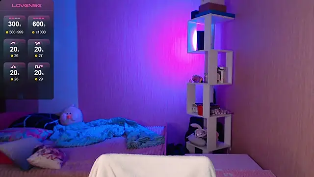 ur kitty   online show from 9, 12, 2024