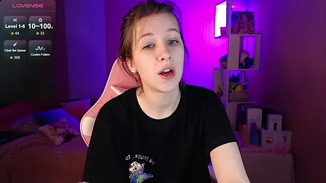 ur kitty   online show from 12, 1, 2025