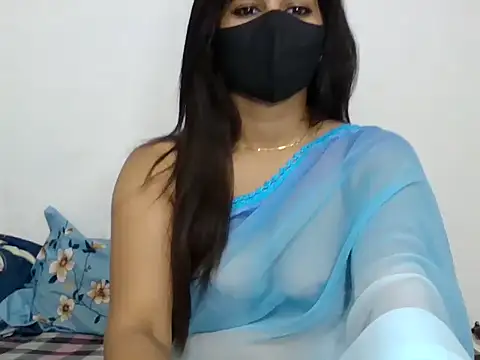 Snapshot of sparkling_queen chatting on 7, 12, 2024 sparkling queen online show from 7, 12, 2024