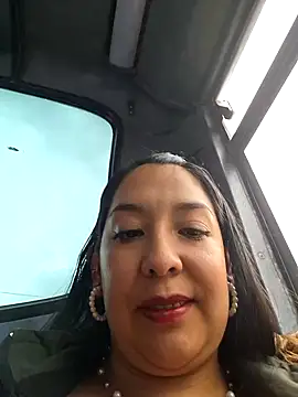 Snapshot of Bella_keny chatting on 30, 12, 2024 Bella keny online show from 30, 12, 2024