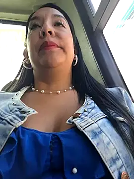 Snapshot of Bella_keny chatting on 21, 1, 2025 Bella keny online show from 21, 1, 2025