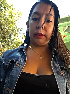 Snapshot of Bella_keny chatting on 22, 1, 2025 Bella keny online show from 22, 1, 2025