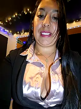 Snapshot of Bella_keny chatting on 12, 2, 2025 Bella keny online show from 12, 2, 2025