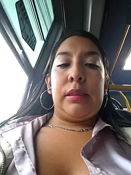 Snapshot of Bella_keny chatting on 15, 2, 2025 Bella keny online show from 15, 2, 2025