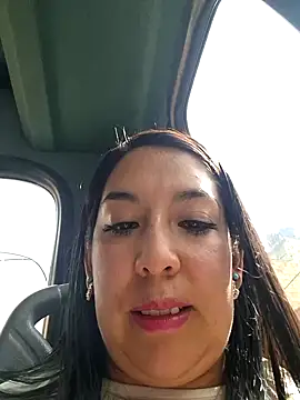 Snapshot of Bella_keny chatting on 17, 2, 2025 Bella keny online show from 17, 2, 2025