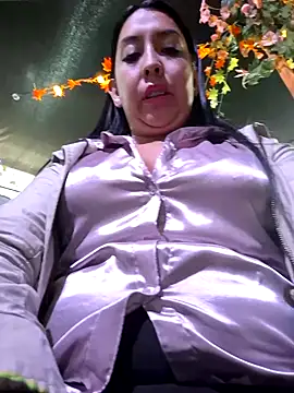 Snapshot of Bella_keny chatting on 22, 2, 2025 Bella keny online show from 22, 2, 2025