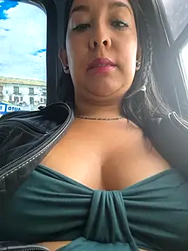Snapshot of Bella_keny chatting on 26, 2, 2025 Bella keny online show from 26, 2, 2025