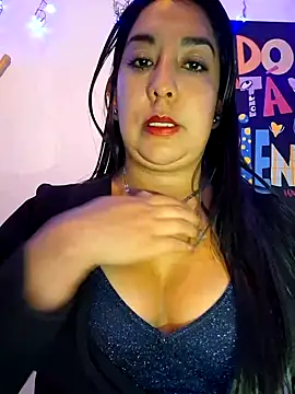 Snapshot of Bella_keny chatting on 20, 3, 2025 Bella keny online show from 20, 3, 2025