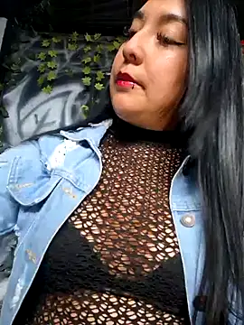 Snapshot of Bella_keny chatting on 15, 9, 2025 Bella keny online show from 15, 9, 2025