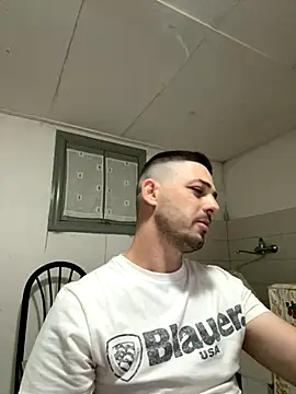 Snapshot of iltoscano95 chatting on 29, 9, 2025 iltoscano95 online show from 29, 9, 2025