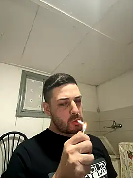 Snapshot of iltoscano95 chatting on 6, 10, 2025 iltoscano95 online show from 6, 10, 2025