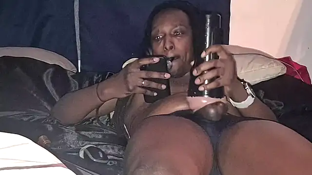 suzyswallowsxxx704 online show from 8, 2, 2026