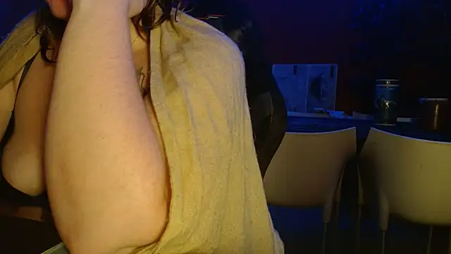 cruellaculdenfer67 online show from 22, 10, 2025