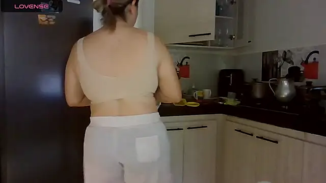 Snapshot of saramartinez1000 chatting on 17, 2, 2026 saramartinez1000 online show from 17, 2, 2026