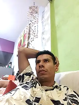 josehot151515 online show from 3, 1, 2025