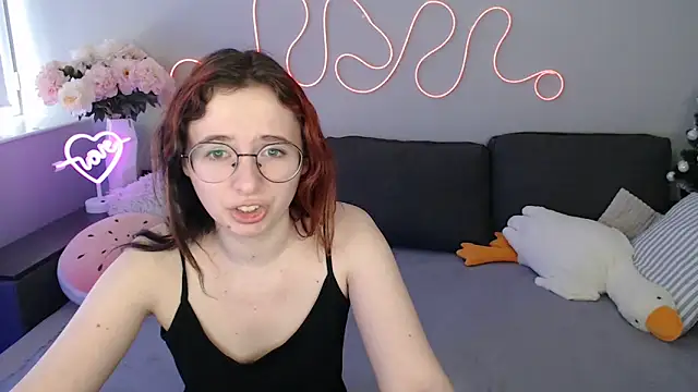 Mini Diva online show from 7, 3, 2026