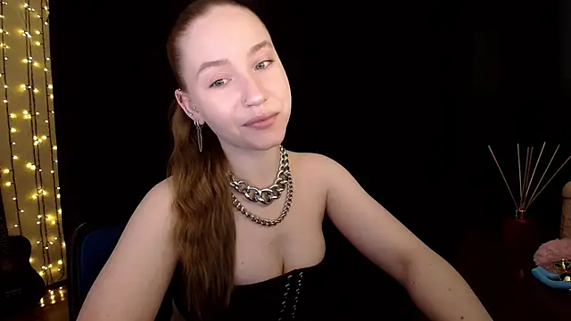 SindiWatsoon online show from 9, 4, 2026