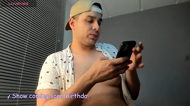 Latin boy surprisee online show from 20, 5, 2026