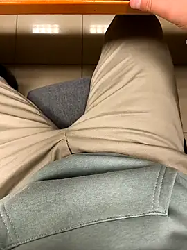 Snapshot of onbifeet chatting on 18, 1, 2026 onbifeet online show from 18, 1, 2026