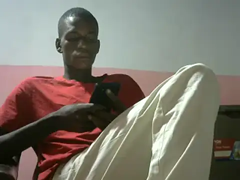 Bigras0011 online show from 8, 1, 2025