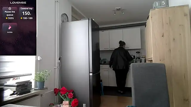 MilfGina online show from 16, 9, 2025