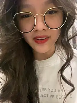 Krixxi22 online show from 24, 12, 2024