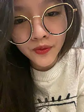 Krixxi22 online show from 3, 1, 2025