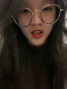 Krixxi22 online show from 8, 2, 2025