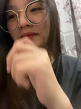 Krixxi22 online show from 21, 2, 2025