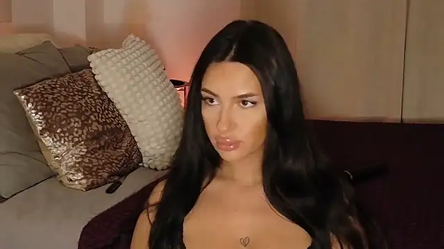 Snapshot of LuanaDess chatting on 23, 2, 2026 LuanaDess online show from 23, 2, 2026