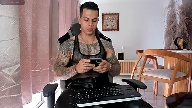 Aron Dark online show from 19, 4, 2026